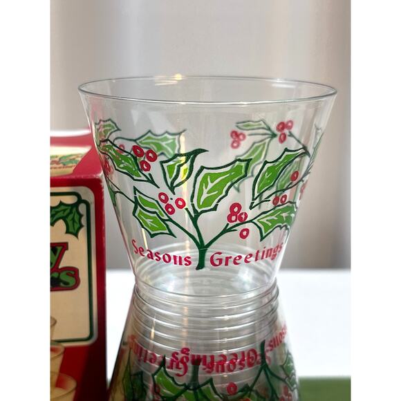 Vintage Sweetheart /Hefty Holiday Crystal Clear Plastic 9 oz. Tumblers NOS 1980s - Picture 5 of 7